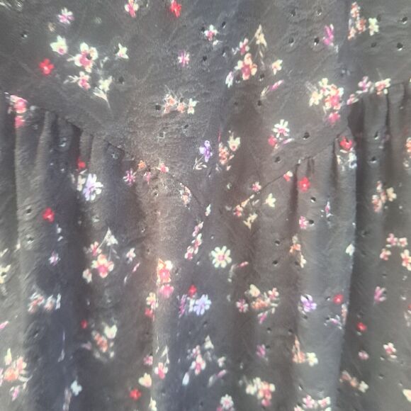 INDIGO ROSE Women's Baby Doll Top Plus 1X Flutter Sleeve Blouse  Black Floral - Picture 6 of 11